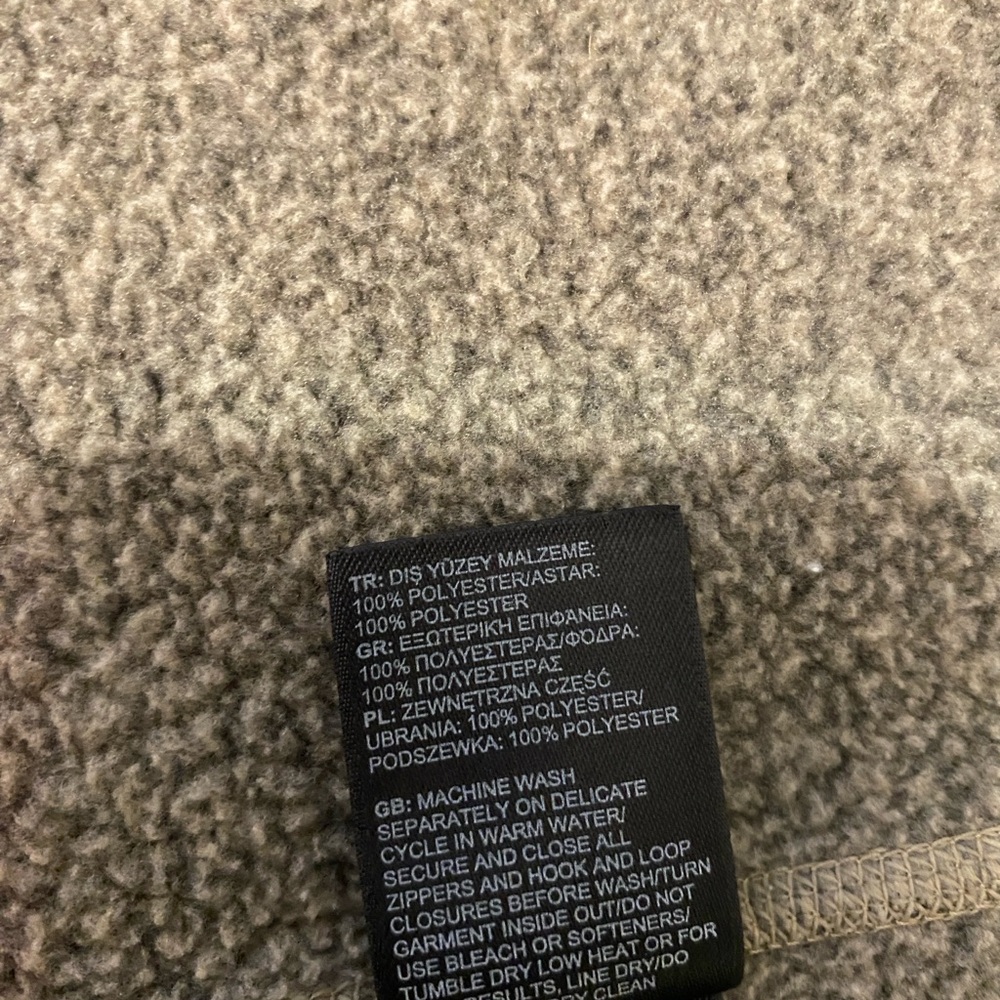 The North Face Tan Fleece Pullover - Picture 13 of 17